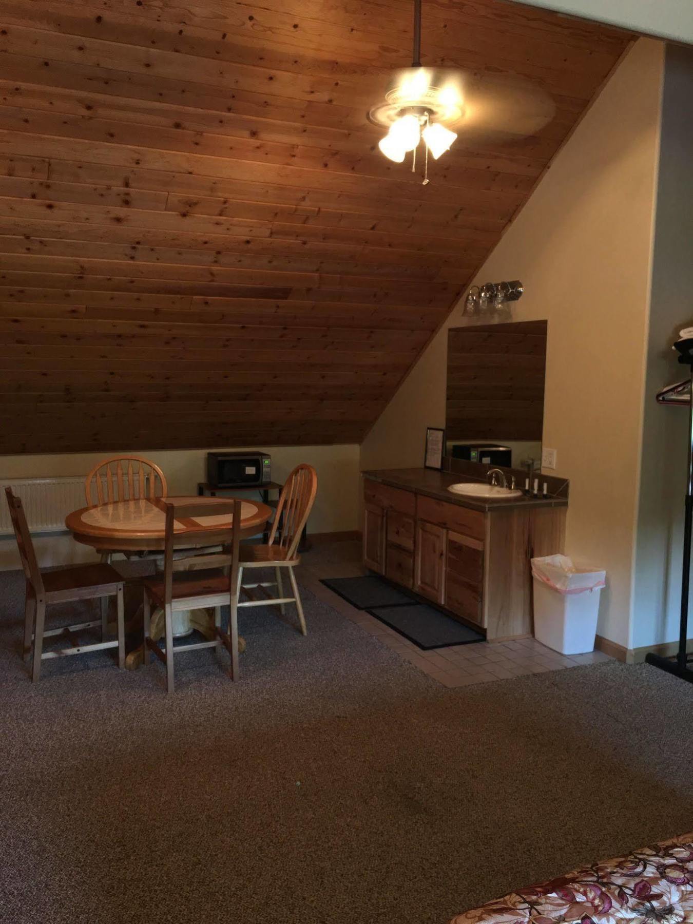 Twin Peaks Lodge And Rv Park Seward Extérieur photo